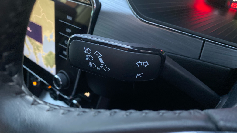 Skoda Superb 1.4 TSI iV SE Technology DSG 5dr Estate